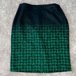 Talbots Green houndstooth wool skirt